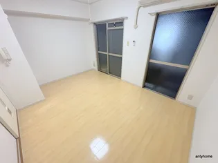 サンキャドマスMinami堀江【6階】の寝室