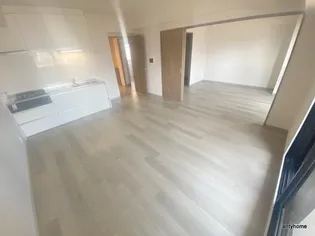 レジディア西天満【5階】の居間