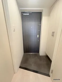 ソルテラスOSAKA緑橋クレアスト【12階】の玄関