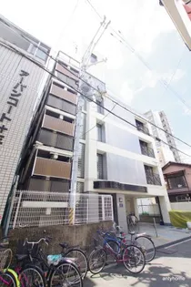 十三ホワイティ【4階】の外観