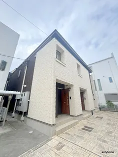 カーサ フィオーレ【2階】の外観