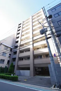 パストラーレ江坂【3階】の外観