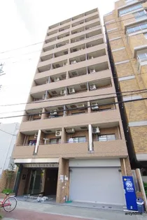 エステムコート新大阪【4階】の外観