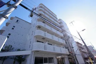 リーガル新大阪【7階】の外観