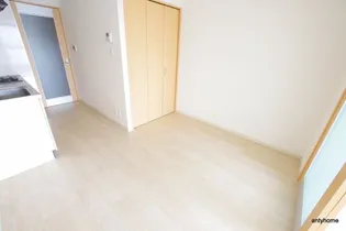 Gramercy Juso-higashi 1st【6階】の居間