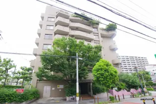 アルティスタ中津の画像