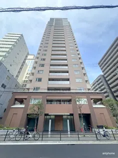 クロスレジデンス大阪新町【6階】の外観