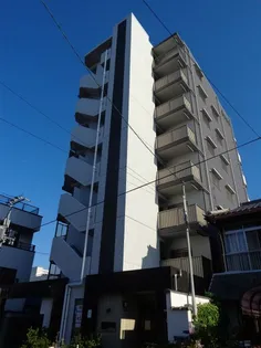 ルシール田辺の画像