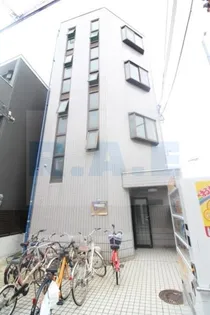 エス コートの画像