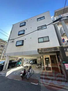 マンショングラッド【2階】の外観