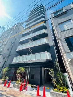 ラ・ピシーヌ南堀江【2階】の外観