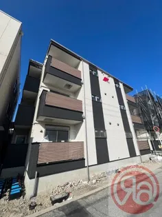 F ASECIA BECRUX【1階】の外観