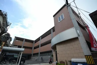 グランソレイユ【1階】の外観