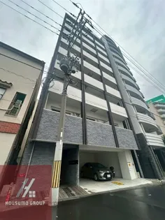 エストゥルースプラス大阪福島【8階】の外観