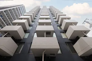 プレミアムコート谷町4丁目【1階】の外観