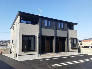 ジャダハウス宇多津 A【1階】の外観