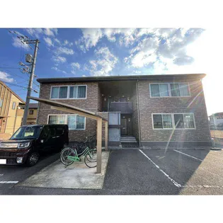 ハートフルユーナⅡ【2階】の外観