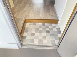 エクセル春日【4階】の玄関