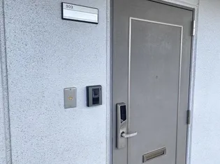 エクセル春日【4階】の玄関