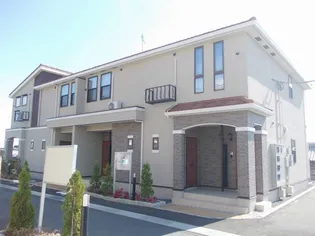 ラ・ベルコリーヌB【1階】の外観