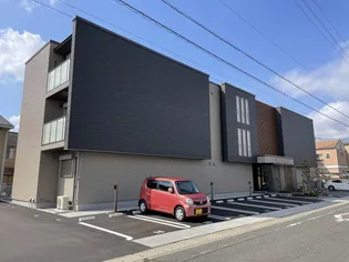 ミュルティプリエ【3階】の外観