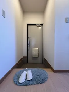 ペアハウス多田の玄関