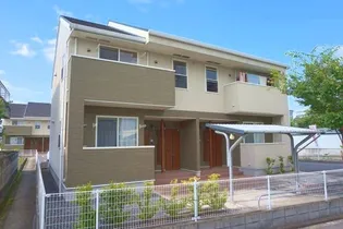 グリン・ゲイブルスA【2階】の外観