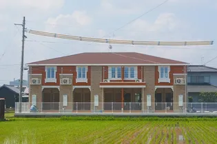 サン クレスト【2階】の外観