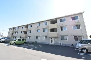 レジアス【3階】の外観