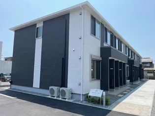 サクラローレル【2階】の外観