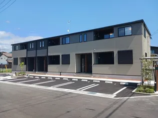 ラビアン ローズ【2階】の外観