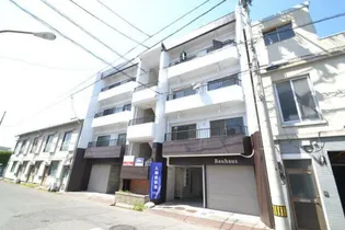 バウハウス【302号室】の外観