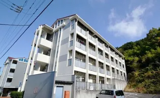 カレッジOZ【3階】の外観