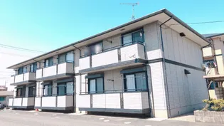 ファミーユ・ヴィラ C棟【2階】の外観