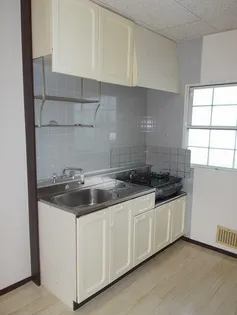 サンライフ松本B棟【2階】のキッチン