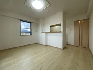 グラマシィー【4階】の外観