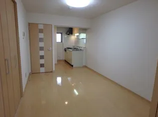 ハッピーフライト【406号室】の居間