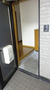 サンシャインB【1階】の玄関