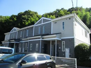 シャングリラE【1階】の外観