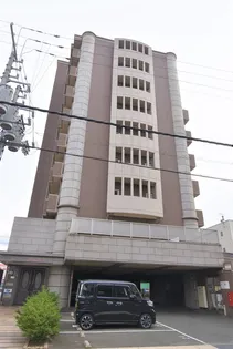 フラットリア春日【8階】の外観