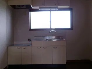 世良アパート【2階】のキッチン