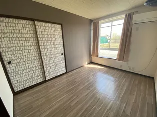 アドナイ・イルエ【206号室】の居間