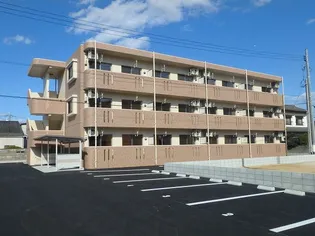 岡山県総社市清音上中島【マンション】の外観