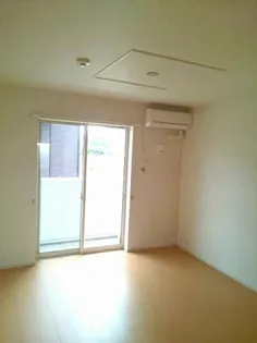 ル レーヴ【1階】の居間