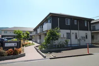 ガーデンズ多治米 B棟【1階】の外観