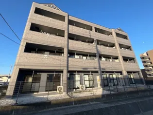 ロイヤルコーポ中川【3階】の外観