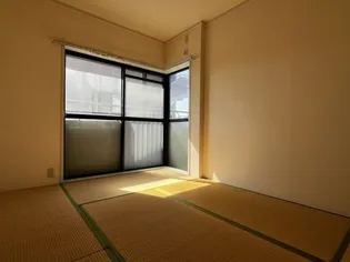 モアガーデン【204号室】の内装