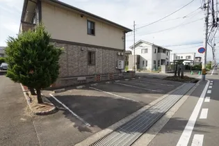 ソレーユガーデンB棟【2階】の外観