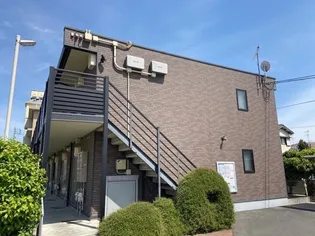 レオネクストクローバーガーデン【1階】の外観