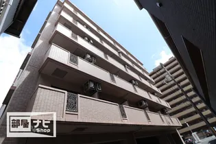 シンメイロード【2階】の外観